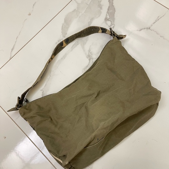 Olive Green Shoulder Bag with Camouflage Accents - Picture 5 of 7